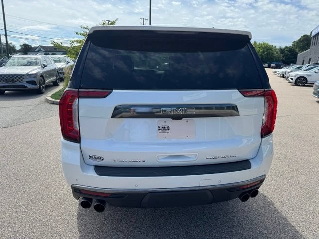 Used 2024 GMC Yukon Denali Ultimate AWD/4WD image 8