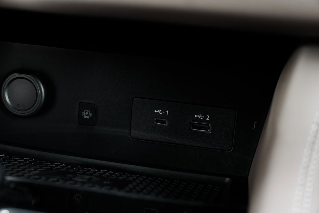 New 2025 Nissan Pathfinder Platinum image 16