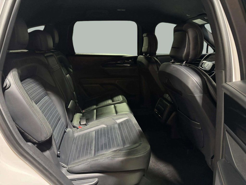 Certified 2024 Lincoln Nautilus Reserve w/ Jet Appearance Package (87T) AWD/4WD image 25