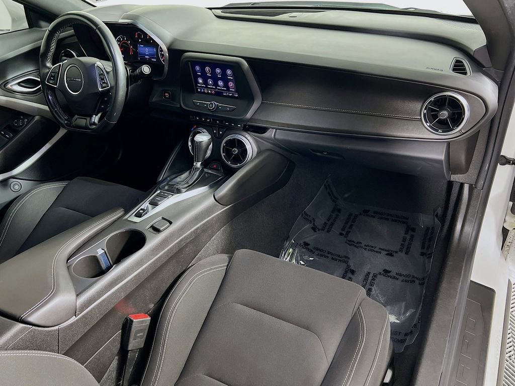 Used 2022 Chevrolet Camaro LT w/ RS Package image 26