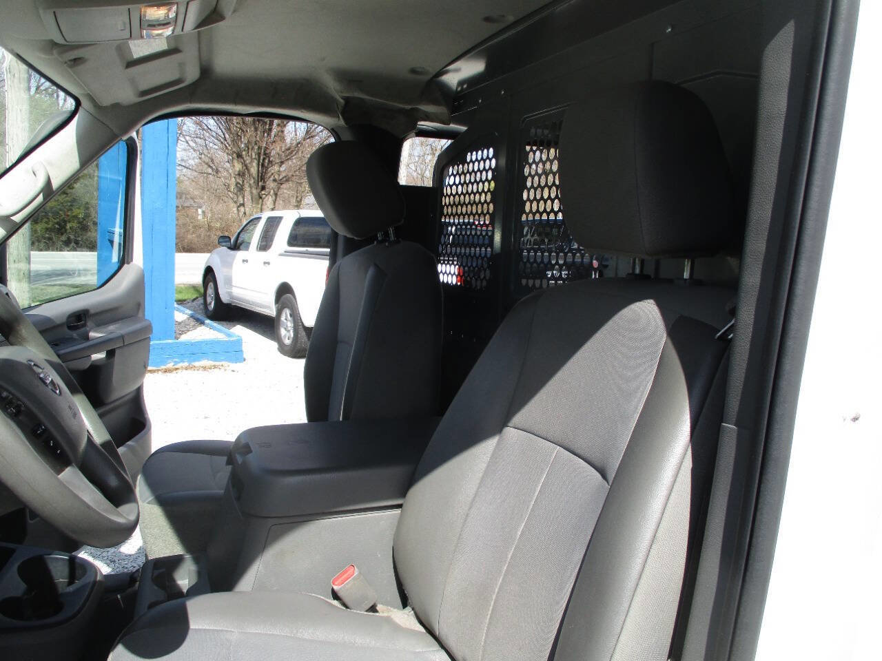 Used 2020 Nissan NV 2500 SV image 16