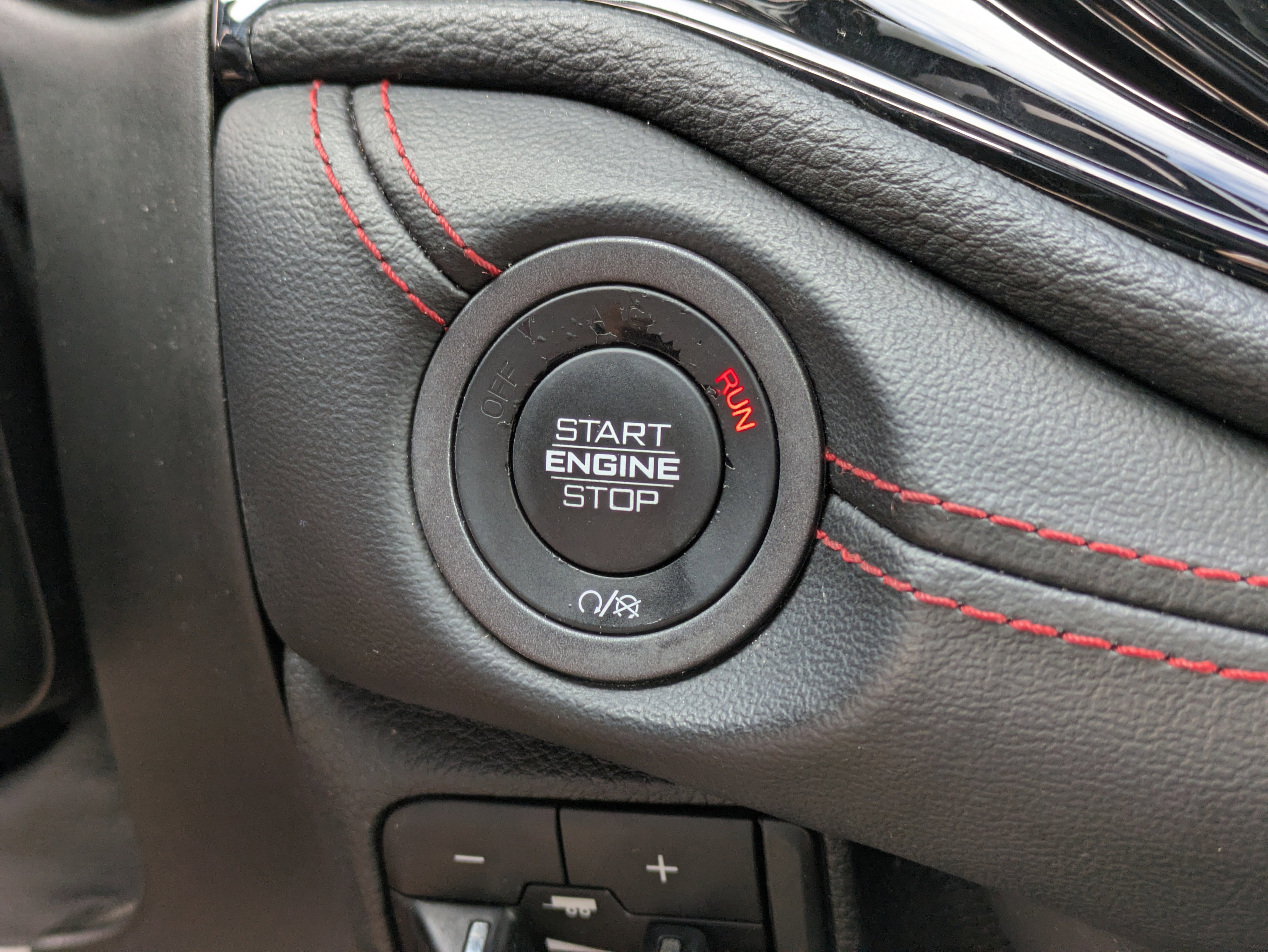 Used 2023 Dodge Durango GT image 30