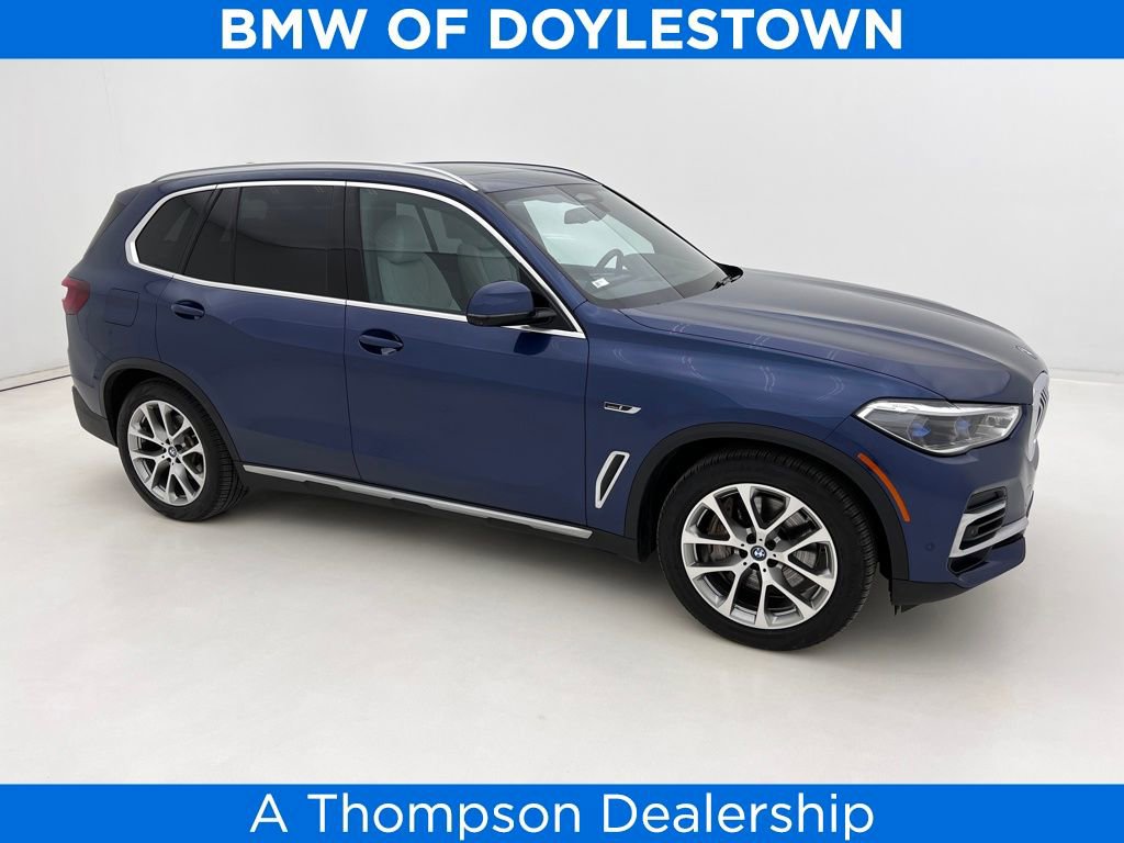 Used 2023 BMW X5 xDrive45e w/ Executive Package image 1