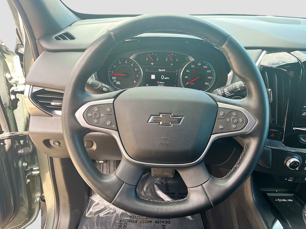 Used 2023 Chevrolet Traverse LT w/ LT Premium Package image 11