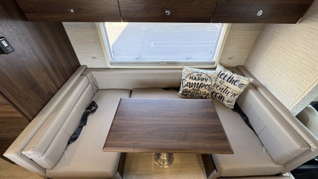 Used 2021 Mercedes-Benz Sprinter 3500 image 8