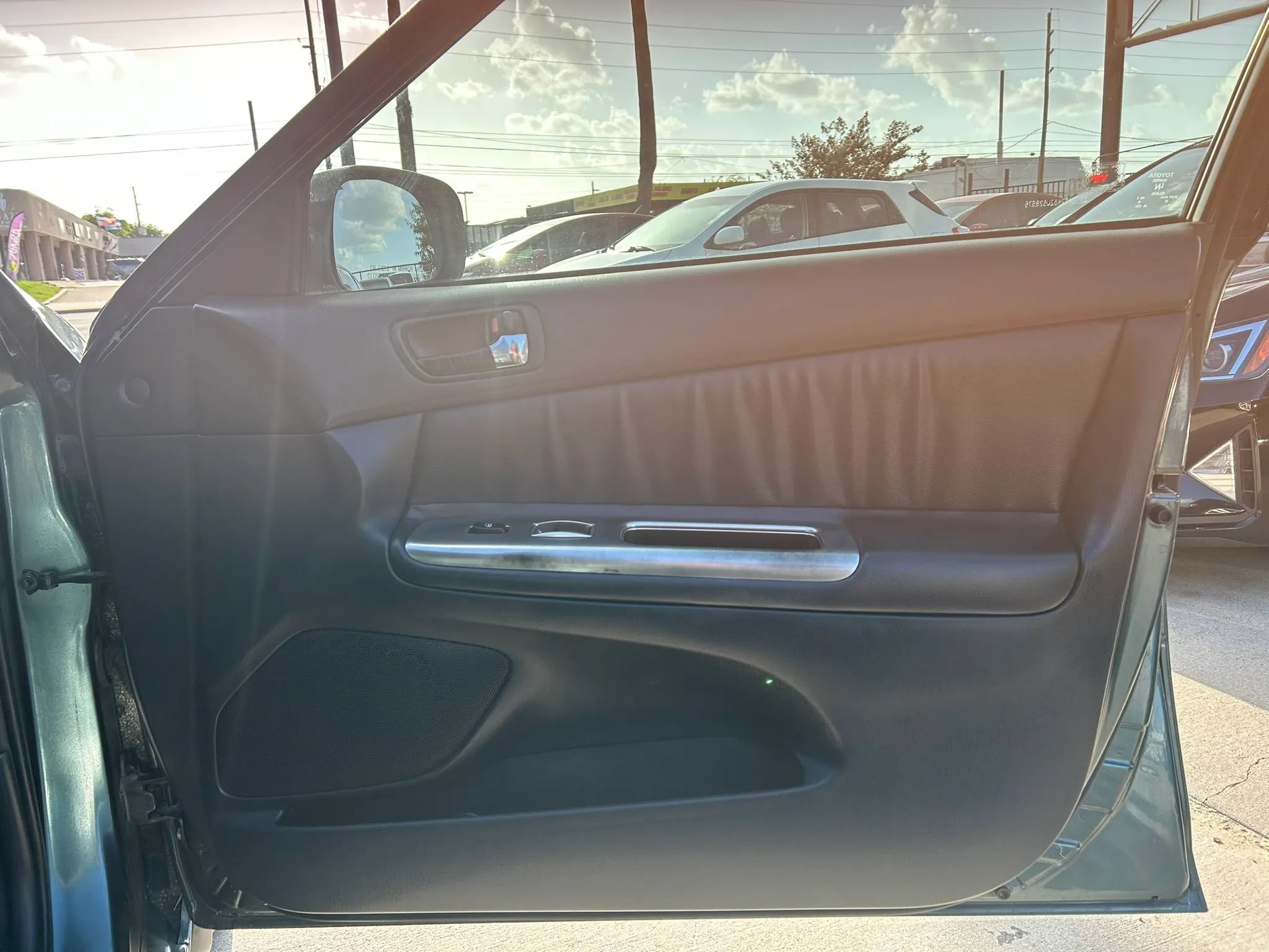 Used 2002 Toyota Camry SE FWD image 16