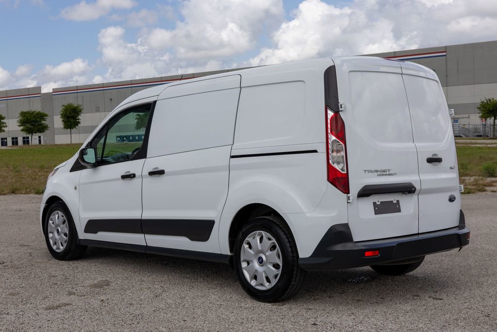 Used 2018 Ford Transit Connect XLT image 5