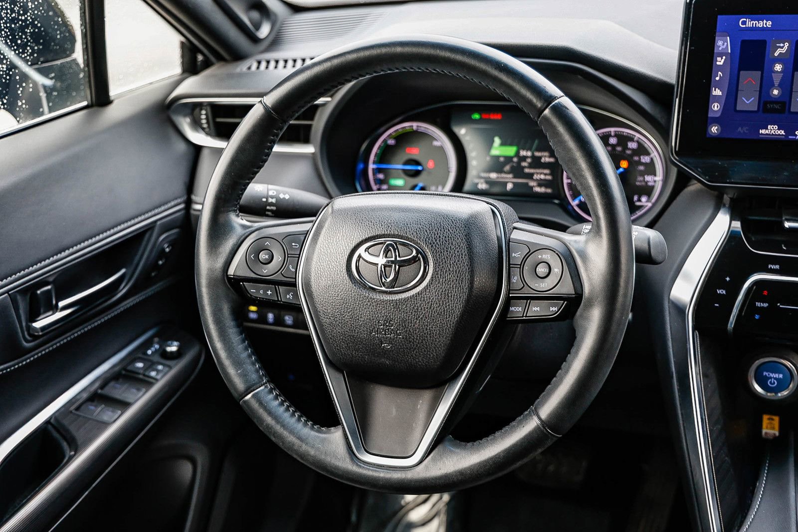 Used 2021 Toyota Venza Limited image 13