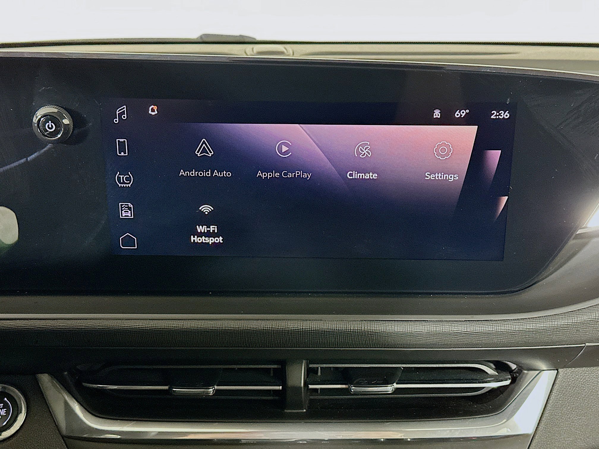 Used 2024 Buick Envista Preferred w/ Convenience I Package image 19