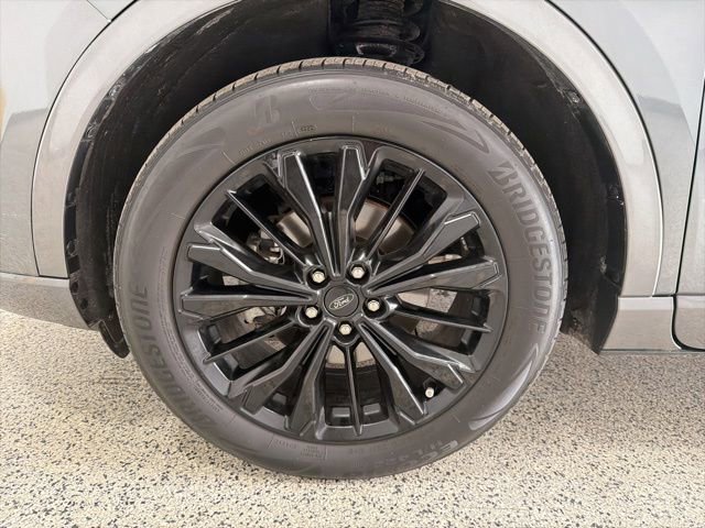 Used 2023 Ford Escape ST-Line Elite image 40