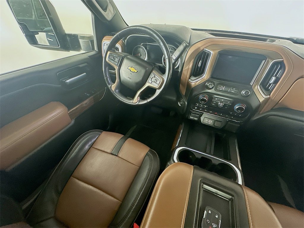 Used 2021 Chevrolet Silverado 2500 High Country image 9