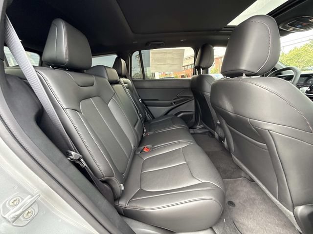 New 2026 Jeep Cherokee Limited AWD/4WD image 35