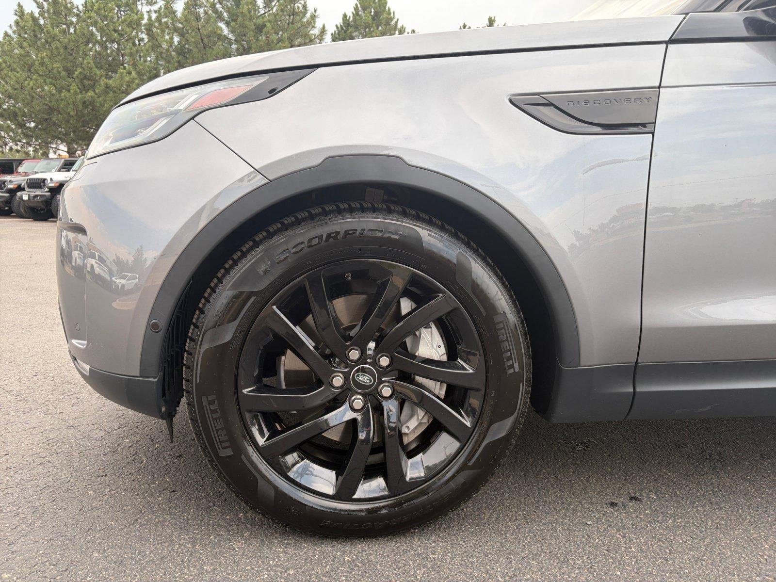 Used 2020 Land Rover Discovery HSE AWD/4WD image 10