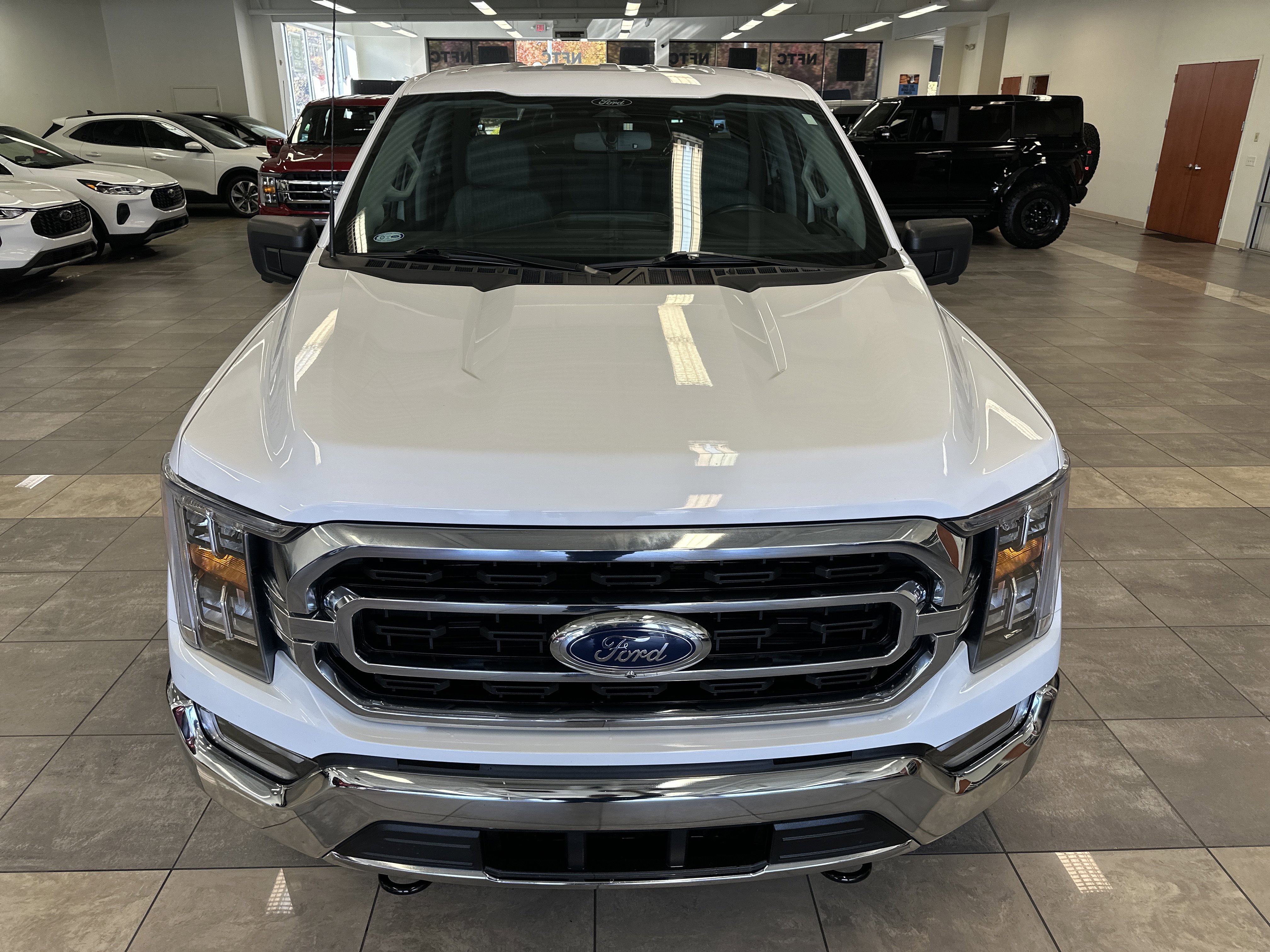 Certified 2022 Ford F150 XLT w/ Equipment Group 302A High image 22