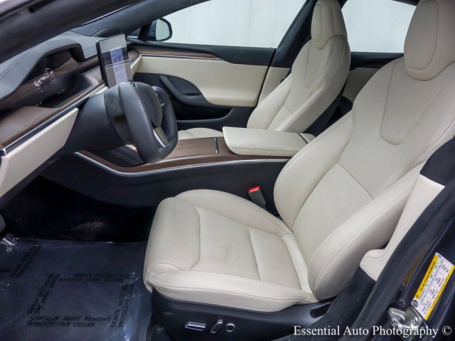 Used 2022 Tesla Model S image 11