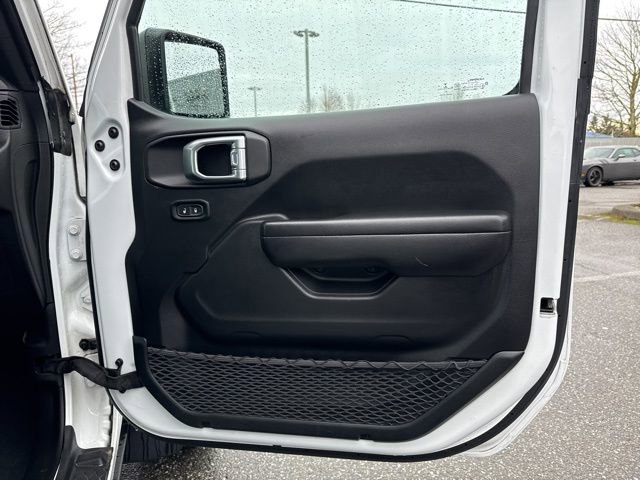 Used 2021 Jeep Gladiator Willys image 14