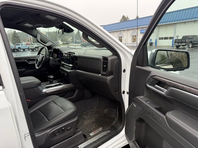Used 2024 Chevrolet Silverado 1500 LTZ image 12