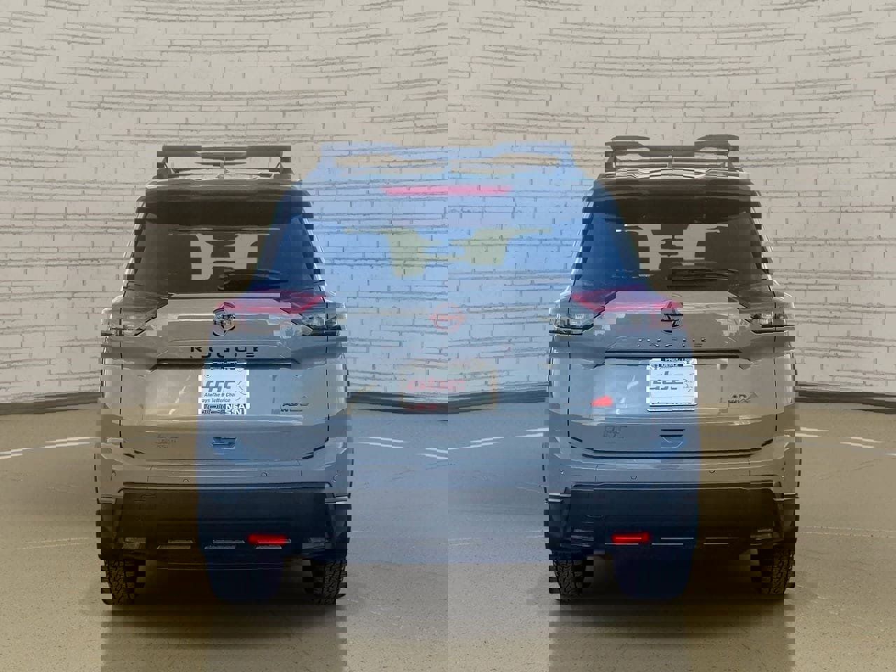 Certified 2025 Nissan Rogue SV image 6