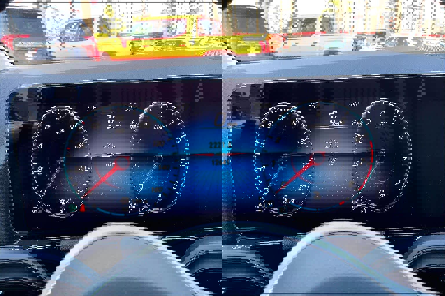 Used 2023 Mercedes-Benz GLA 250 4MATIC image 26