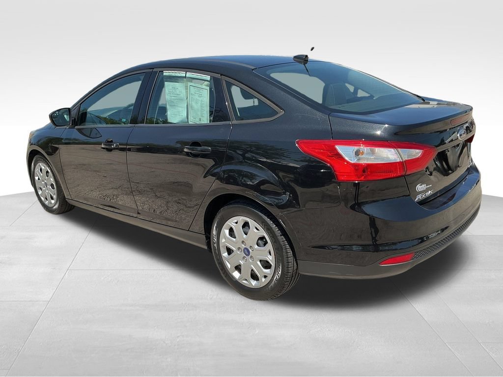 Used 2012 Ford Focus SE FWD image 4
