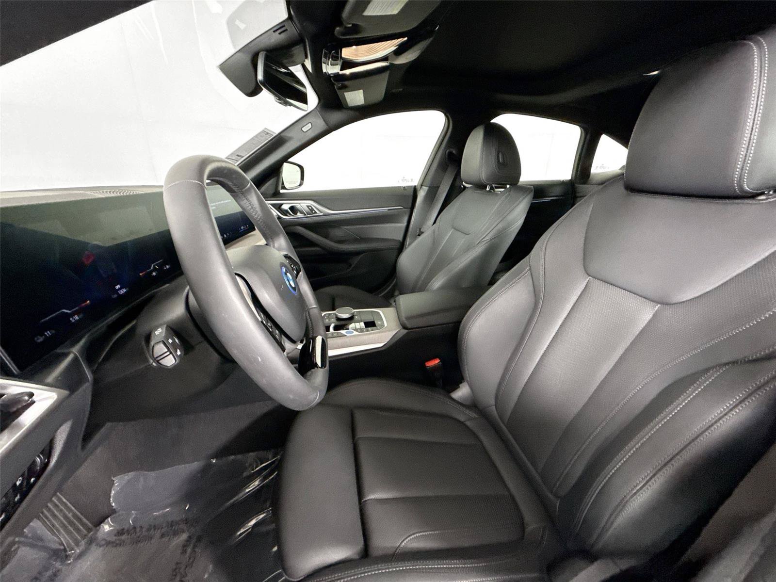 Used 2025 BMW i4 xDrive40i w/ Parking Assistance Package AWD/4WD image 3