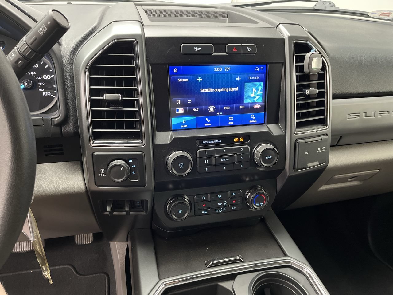 Certified 2021 Ford F250 XLT w/ XLT Premium Package AWD/4WD image 19