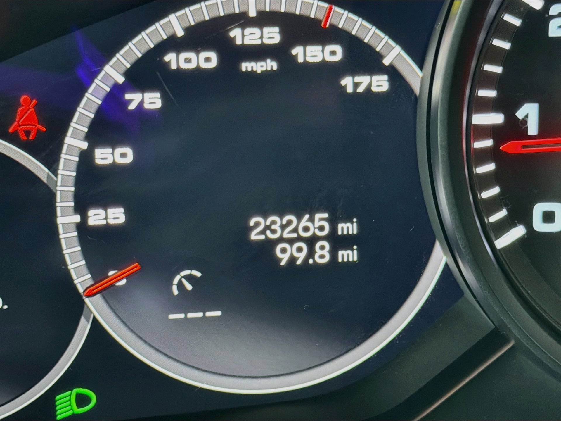 Used 2023 Porsche Cayenne AWD/4WD image 27
