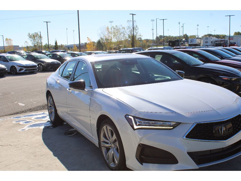 Used 2023 Acura TLX w/ Technology Package image 6