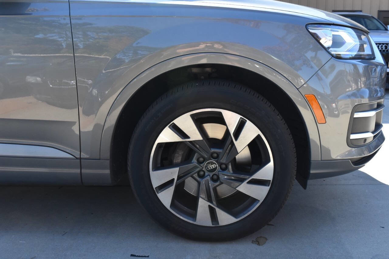 Used 2017 Audi Q7 2.0T Premium AWD/4WD image 72