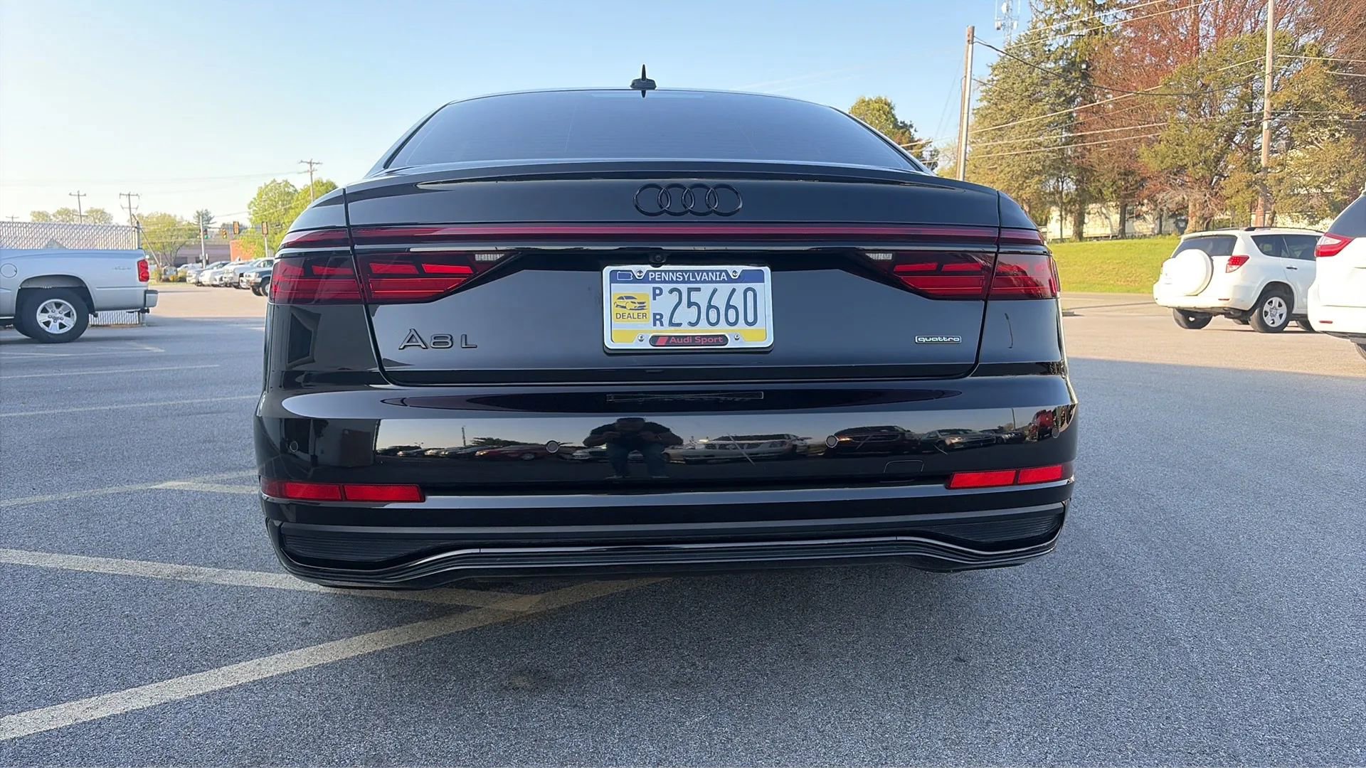 Used 2022 Audi A8 L 3.0T w/ Executive Package AWD/4WD image 9