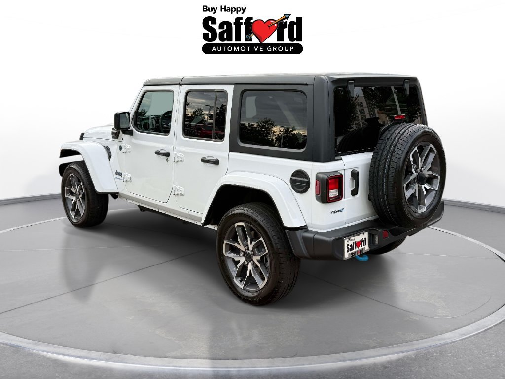 Used 2024 Jeep Wrangler Unlimited w/ Convenience Group AWD/4WD image 6
