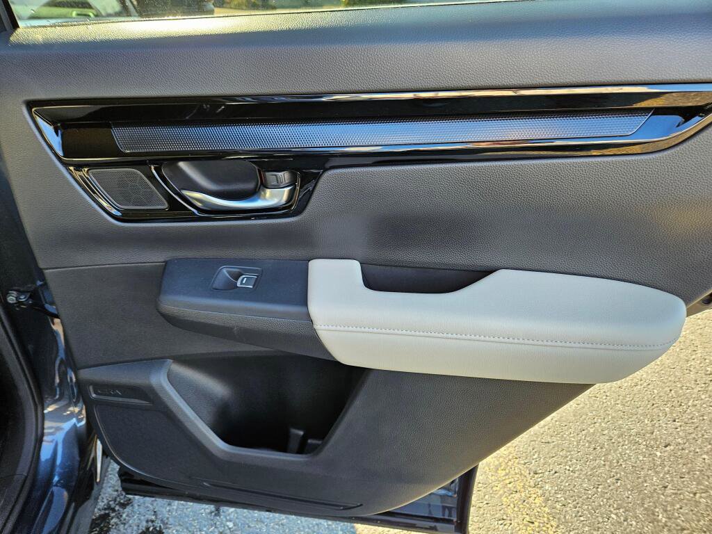 Used 2024 Honda CR-V EX-L image 14