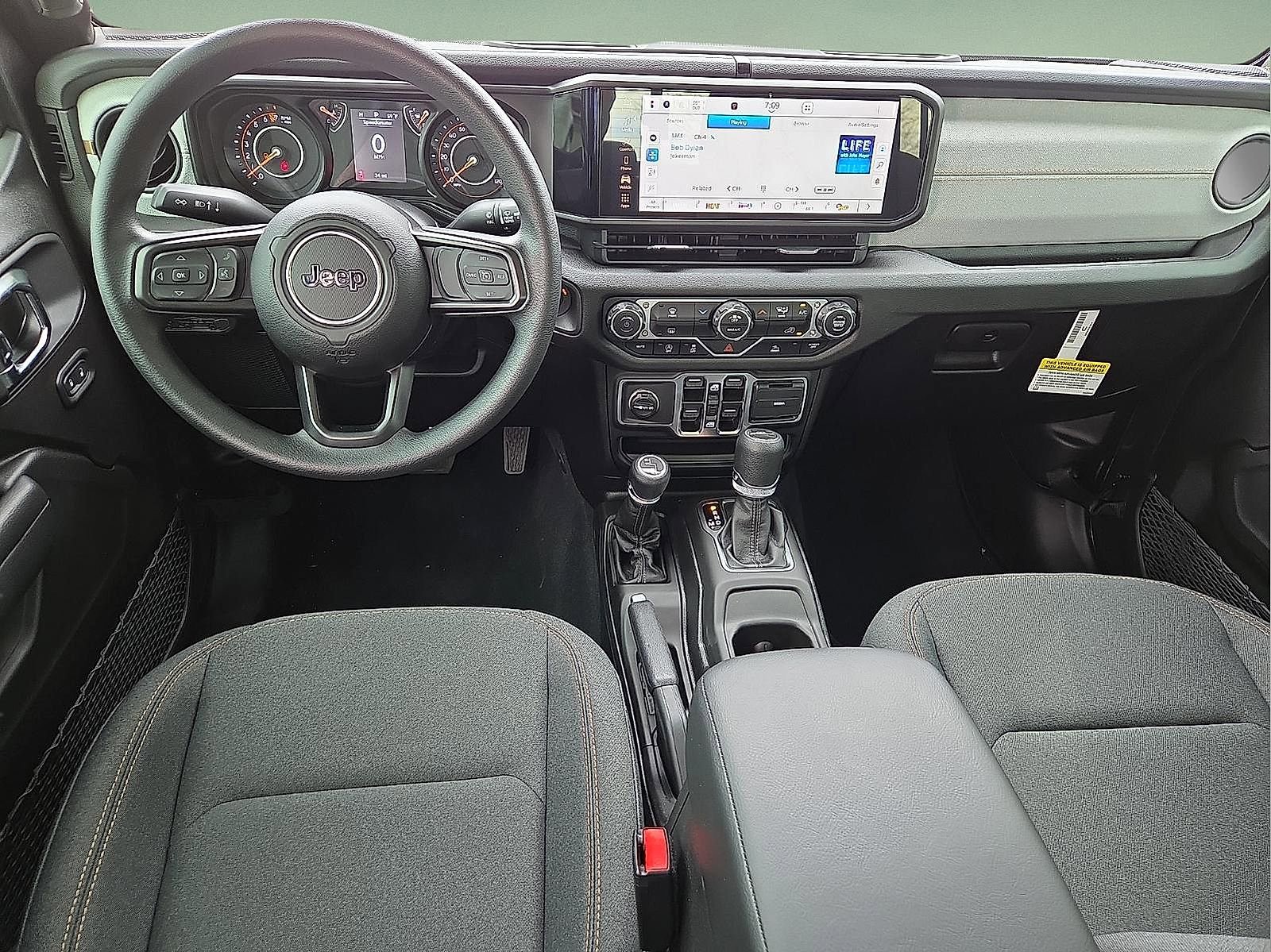 New 2025 Jeep Gladiator Sport image 11