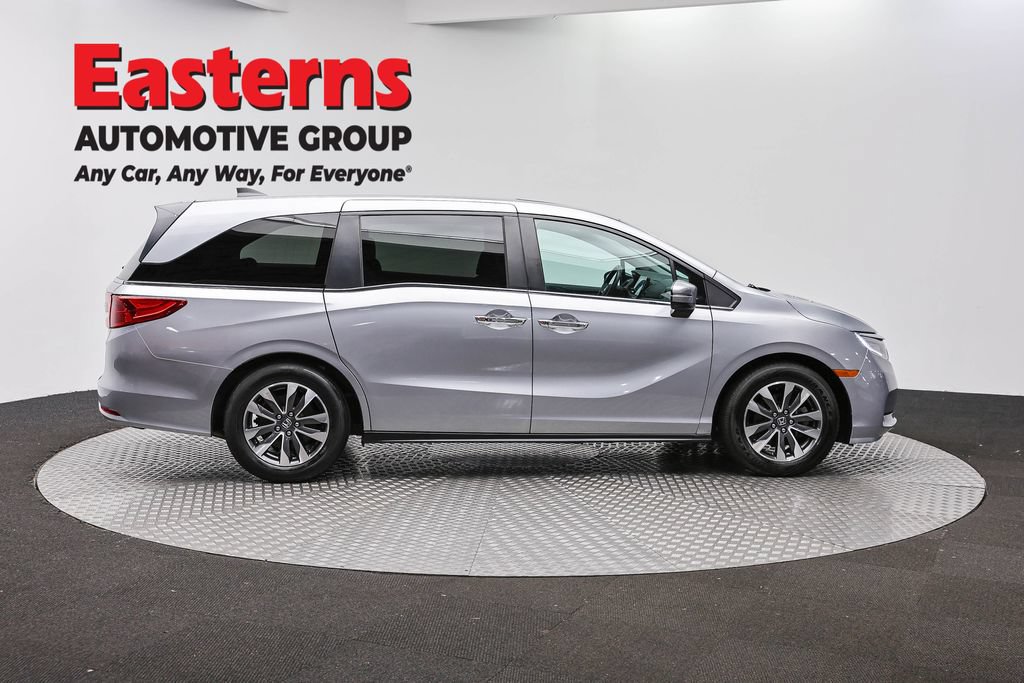 Used 2023 Honda Odyssey EX-L image 4