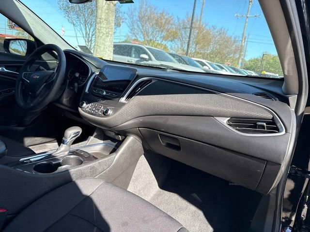 Used 2023 Chevrolet Malibu LT image 17