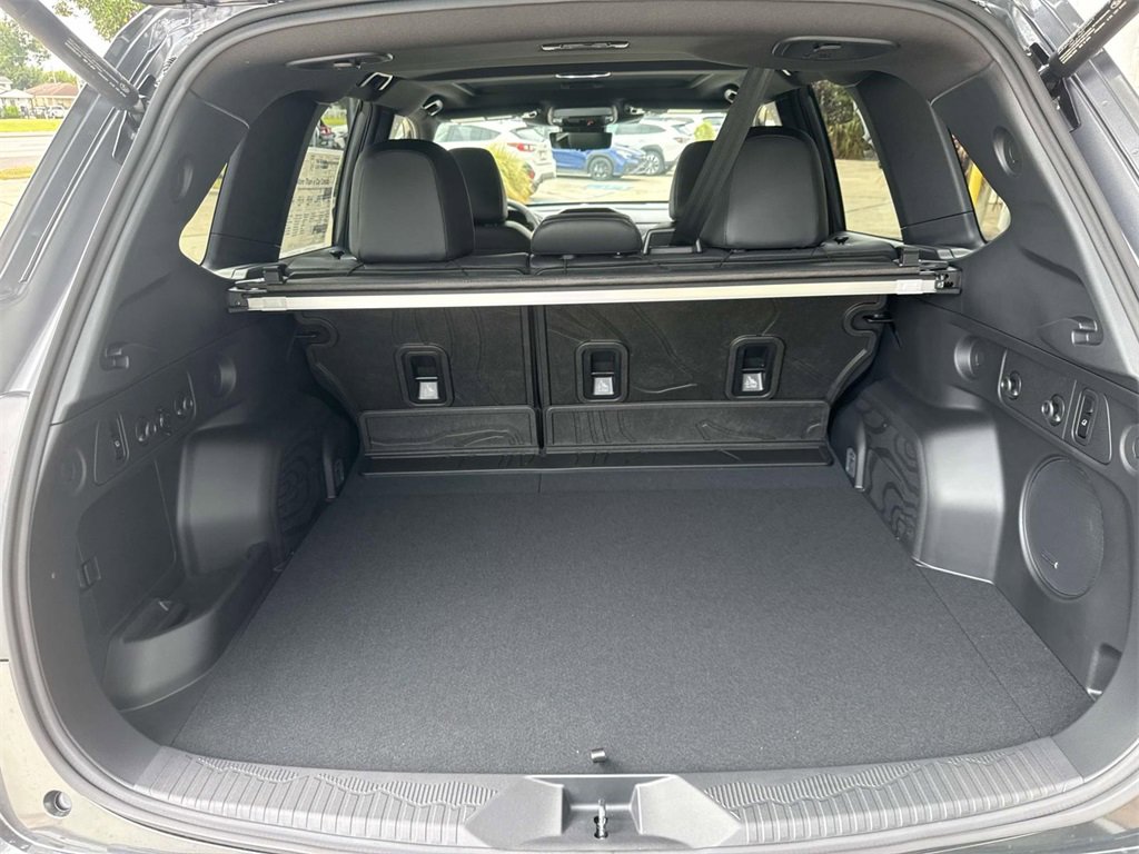 New 2025 Subaru Forester Touring image 7