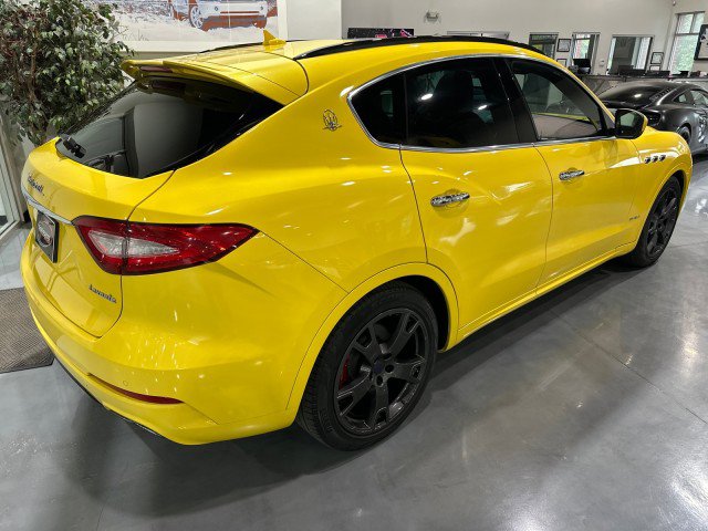Used 2018 Maserati Levante GranSport AWD/4WD image 40