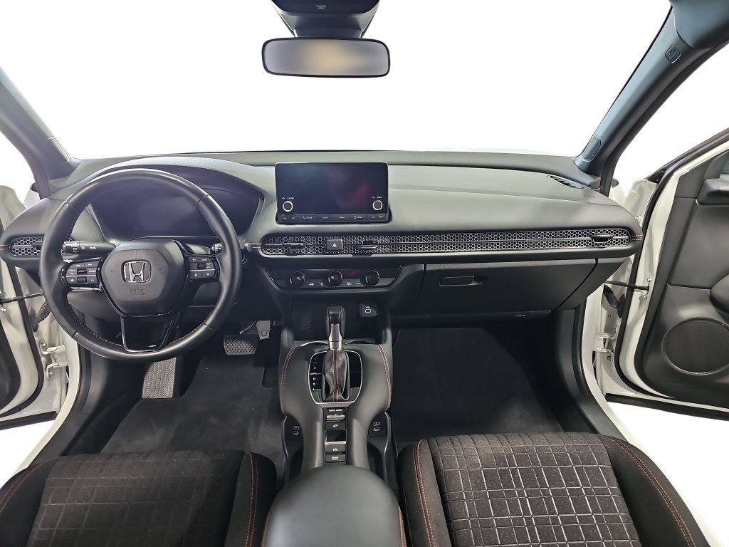 Used 2024 Honda HR-V Sport image 9
