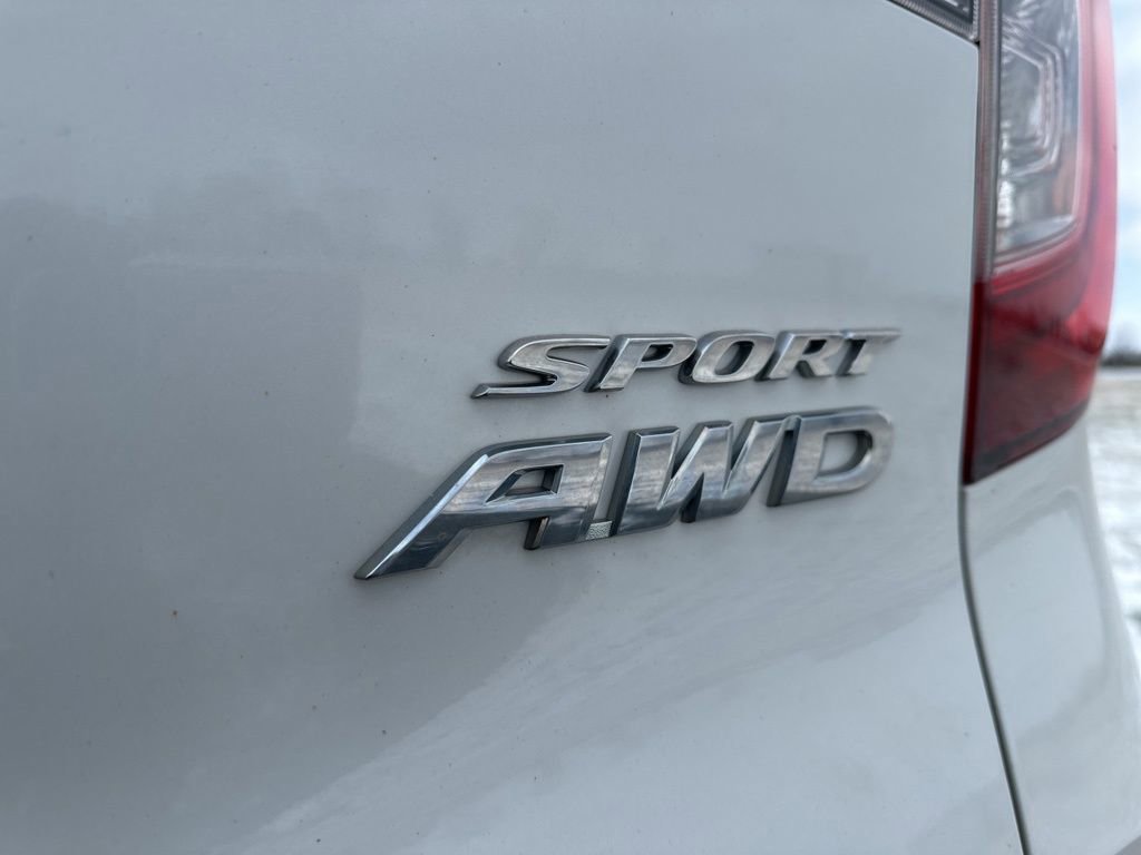 Used 2022 Honda Pilot Sport image 3
