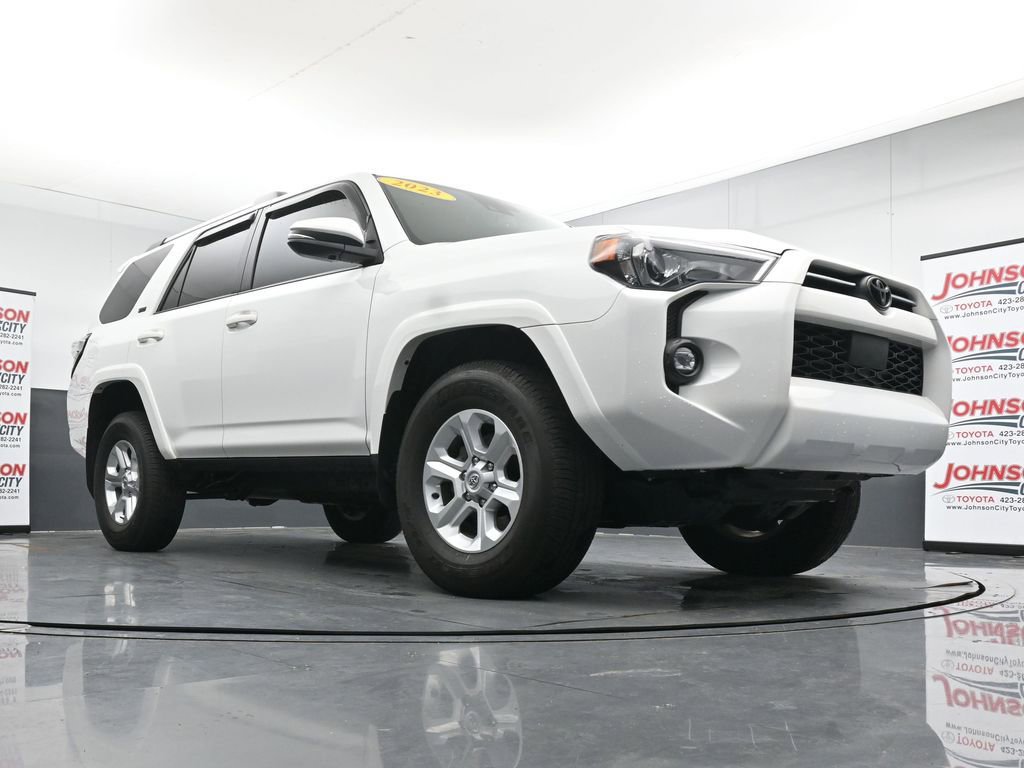 Used 2023 Toyota 4Runner SR5 Premium w/ Moonroof Package AWD/4WD image 33