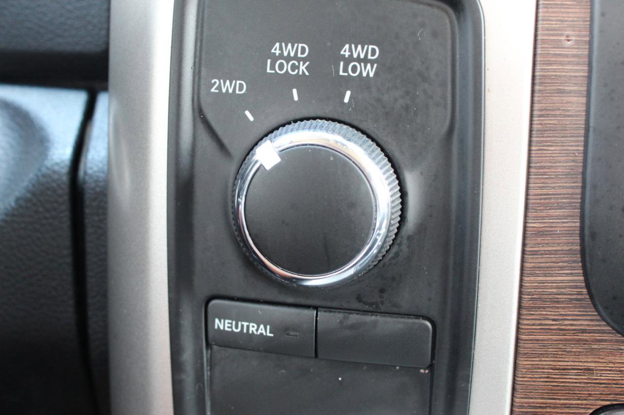 Used 2016 RAM 3500 Laramie image 32