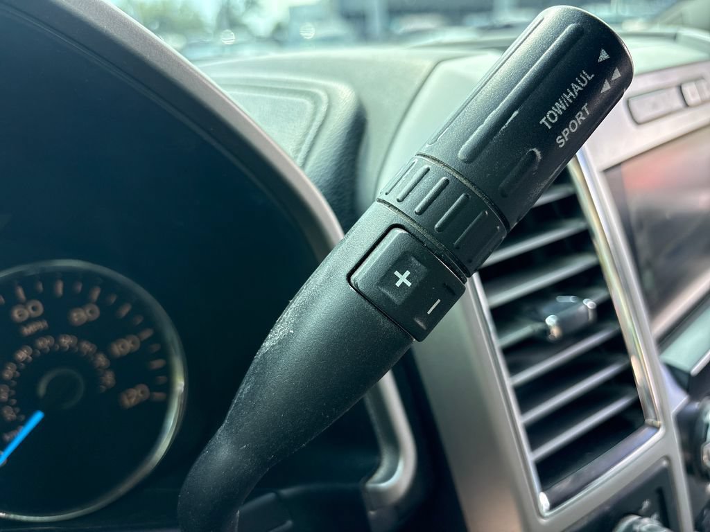 Used 2015 Ford F150 Lariat AWD/4WD image 28