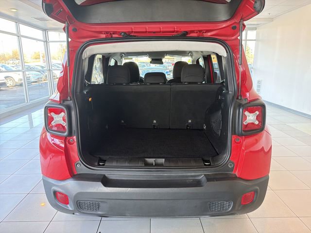 Used 2019 Jeep Renegade Latitude image 15