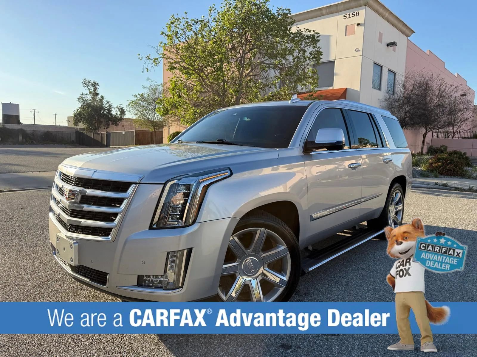 Used 2016 Cadillac Escalade Premium RWD image 12