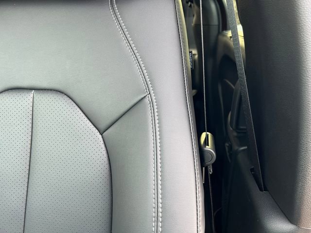 New 2026 Chrysler Pacifica Select image 12