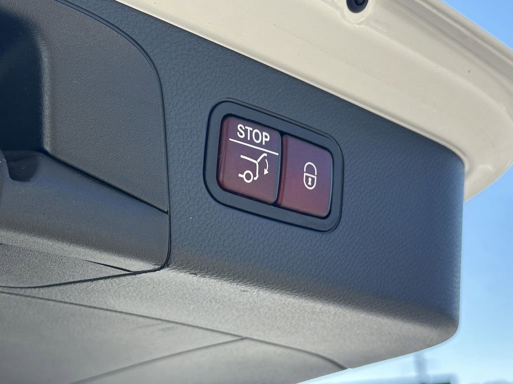 Used 2017 Mercedes-Benz GLC 300 GLC 300 image 22