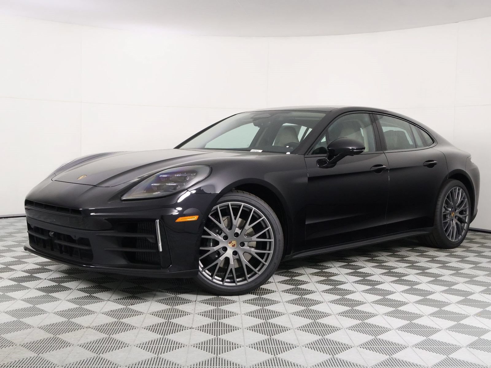 New 2026 Porsche Panamera