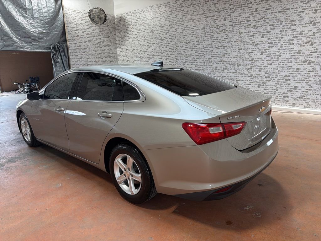 Used 2022 Chevrolet Malibu LS w/ LPO, Convenience Package 1 FWD image 5