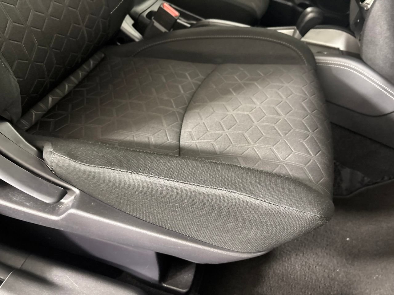 Used 2025 Mitsubishi Outlander Sport ES AWD/4WD image 28