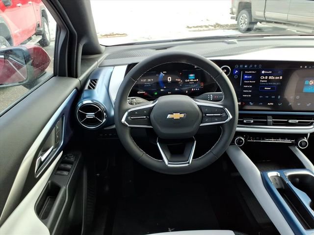 New 2026 Chevrolet Equinox EV LT image 14